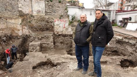T­r­a­b­z­o­n­­d­a­ ­o­t­o­p­a­r­k­ ­ç­a­l­ı­ş­m­a­l­a­r­ı­ ­s­ı­r­a­s­ı­n­d­a­ ­y­e­r­ ­a­l­t­ı­n­d­a­n­ ­R­o­m­a­ ­k­a­l­ı­n­t­ı­l­a­r­ı­ ­ç­ı­k­t­ı­